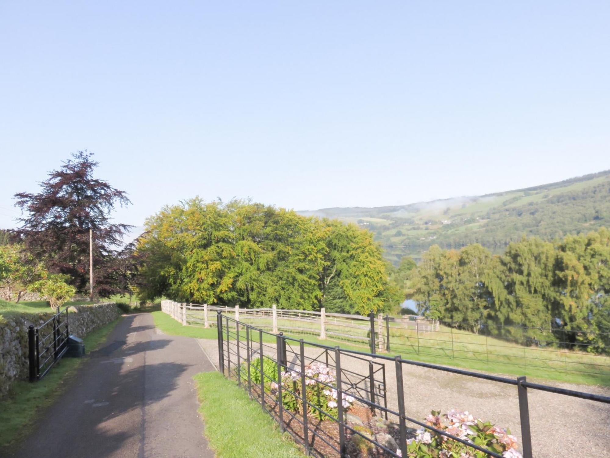 Tummel Cottage Foss Exterior photo